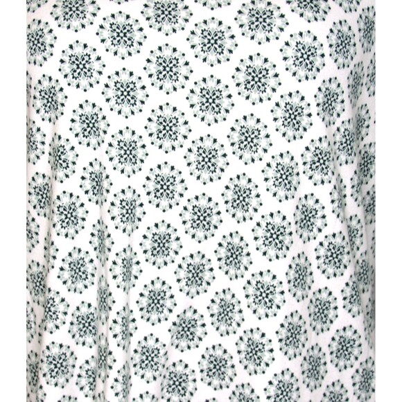 Croft & Barrow Classic Tee Top Long Sleeve V-Neck Green White Floral Size L - Picture 3 of 6